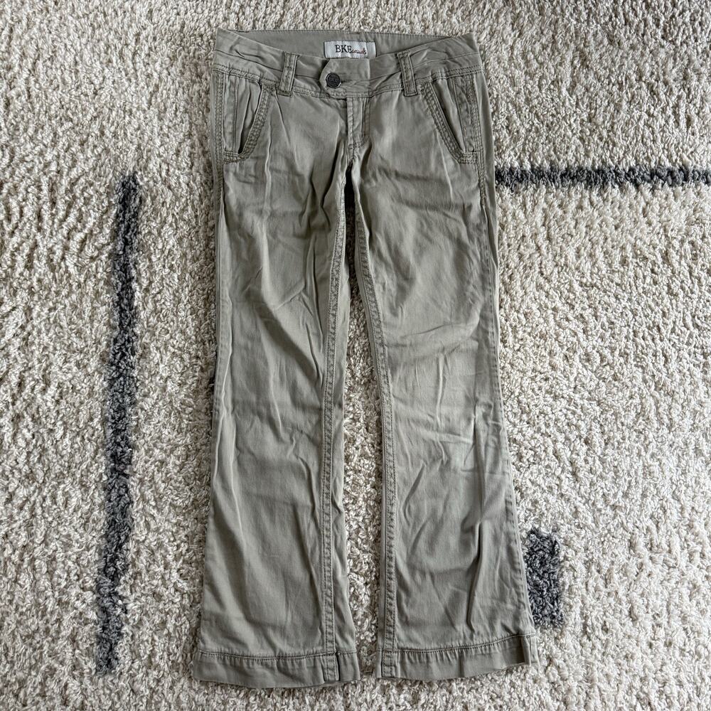 Y2K BKE Mollie Cargo Flare Pants Women’s Size 26 Khaki Low Rise 30x28 Tan 2000s